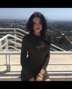 Brunette independent princess is for you